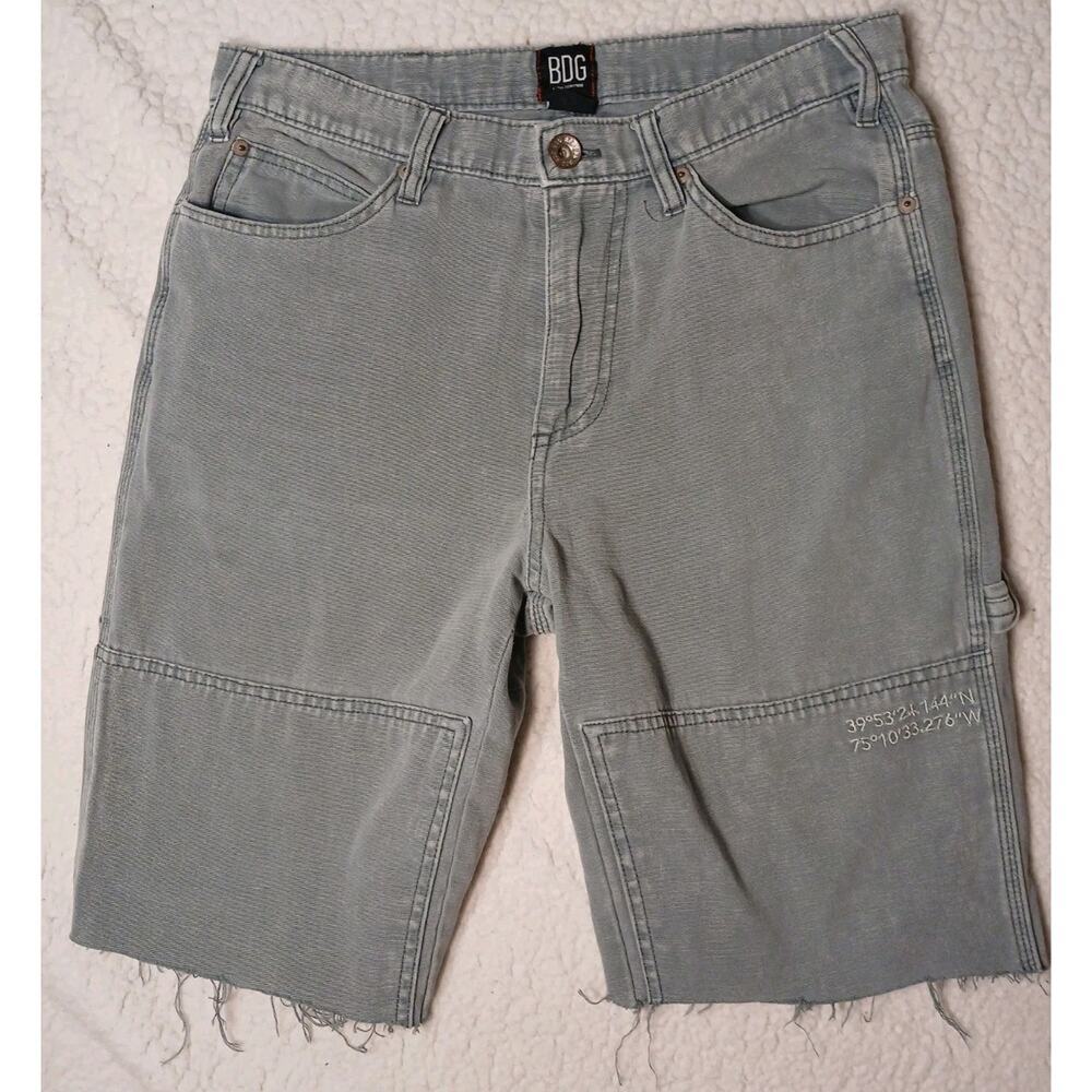 BDG Urban Outfitters Long Shorts Sz 30 Gray 100% Cotton Fringe Denim Distress‎